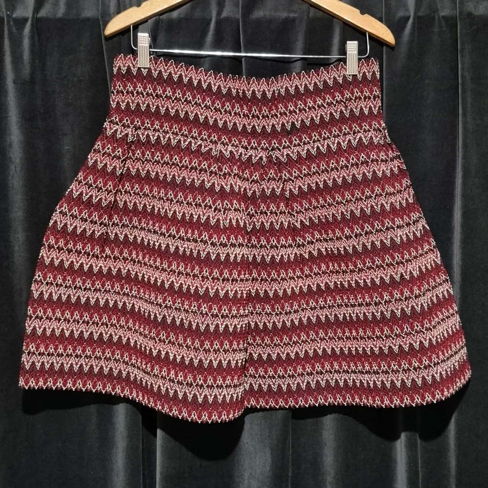 H&M Red and White Zigzag Women's Shorts